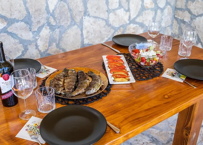 Villa Nesa - Beautiful Guest House At Continental Croatia With Outdoor Swimming Pool, Sauna And 3 Bedrooms