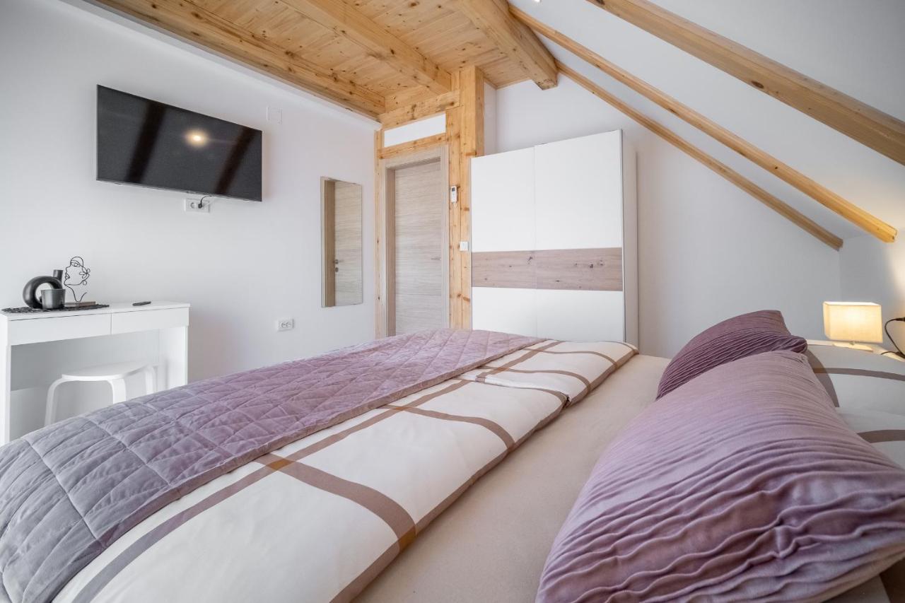 Nesa - Beautiful At Continental Croatia With Outdoor Swimming Pool, Sauna And 3 Bedrooms Villa