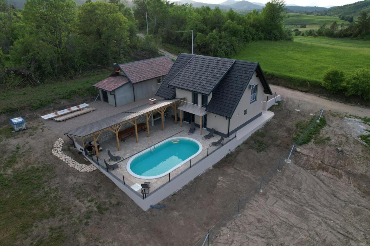 Nesa - Beautiful At Continental Croatia With Outdoor Swimming Pool, Sauna And 3 Bedrooms Villa *